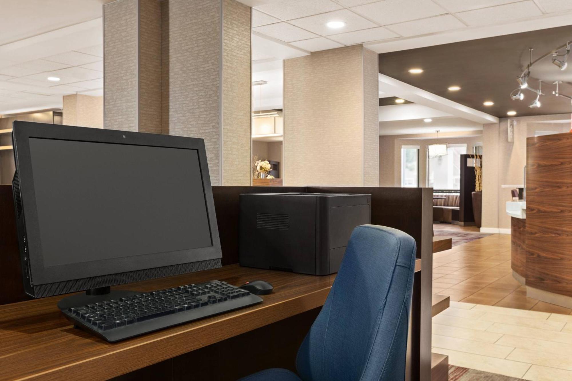 Courtyard By Marriott Palmdale Hotel Exterior foto