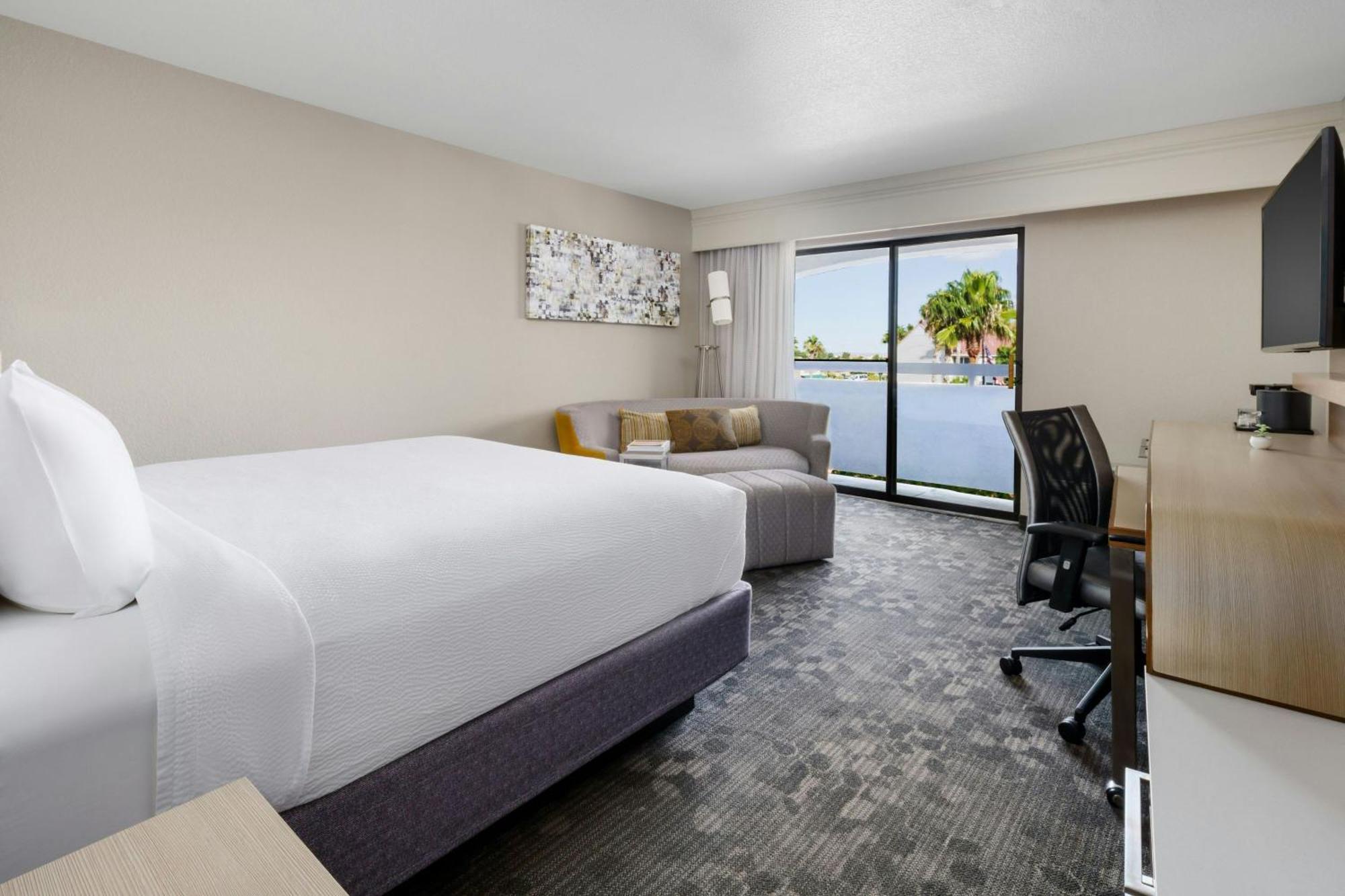 Courtyard By Marriott Palmdale Hotel Exterior foto