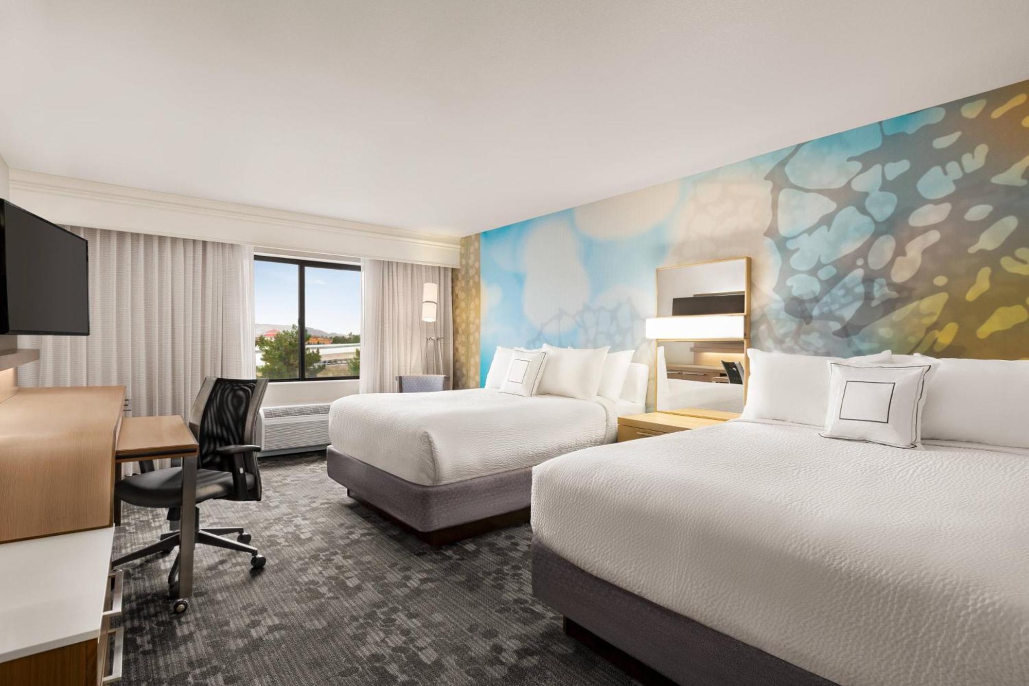 Courtyard By Marriott Palmdale Hotel Exterior foto