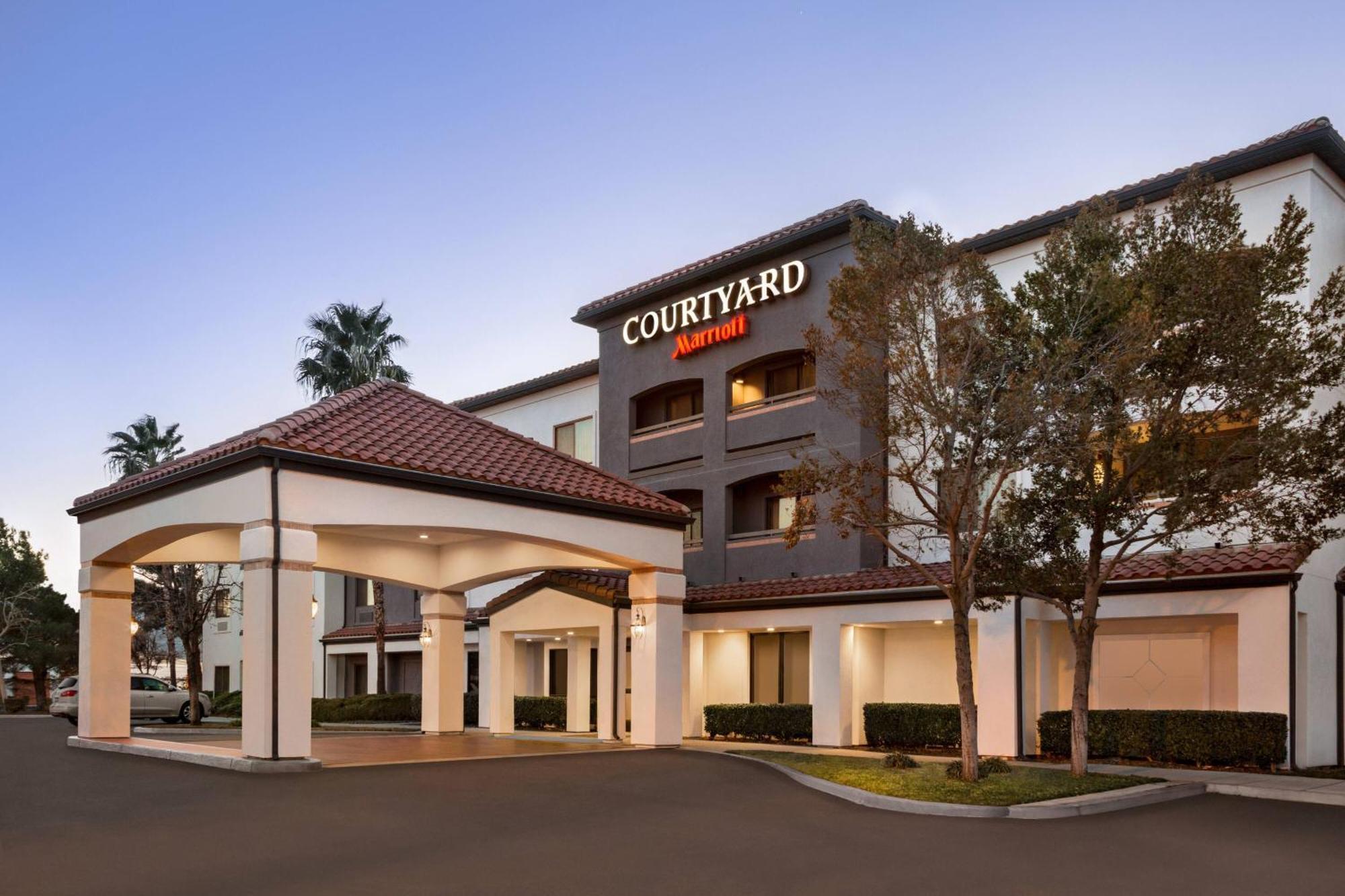 Courtyard By Marriott Palmdale Hotel Exterior foto