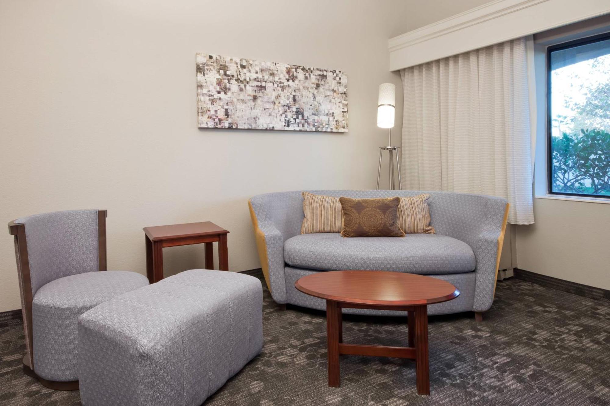 Courtyard By Marriott Palmdale Hotel Exterior foto