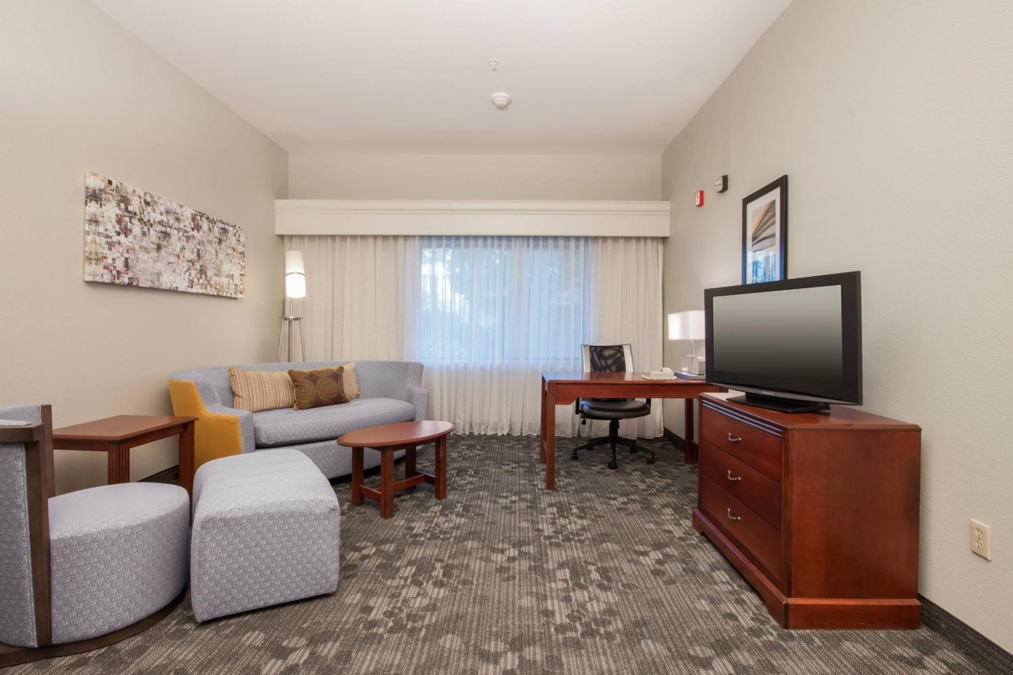 Courtyard By Marriott Palmdale Hotel Exterior foto