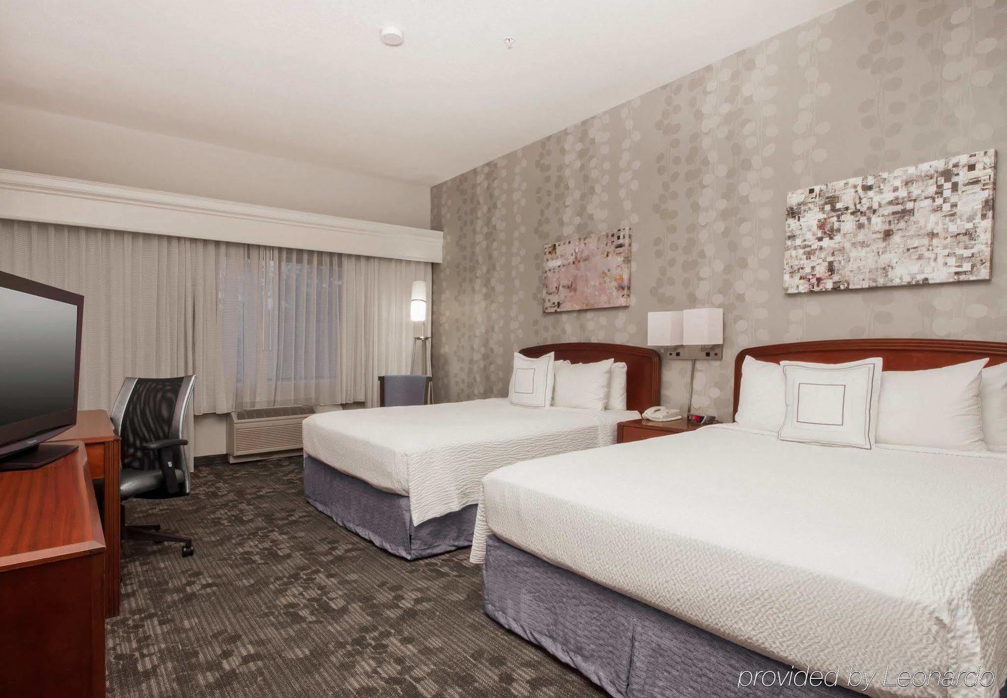 Courtyard By Marriott Palmdale Hotel Exterior foto