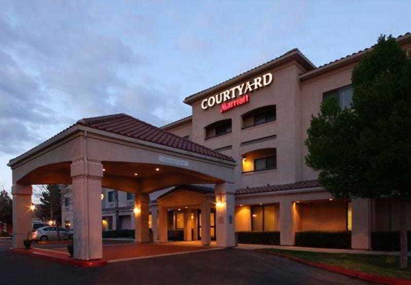 Courtyard By Marriott Palmdale Hotel Exterior foto